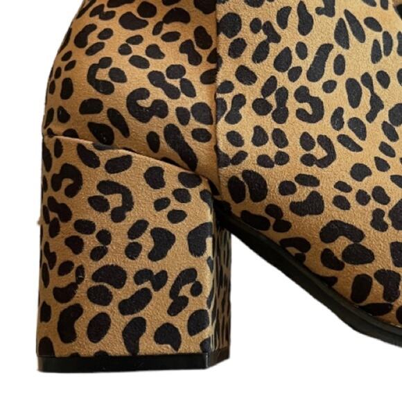 Bar III Women’s Booties Gatlin Block Heel Ankle Leopard Print Fabric Upper 5.5M - Picture 10 of 14